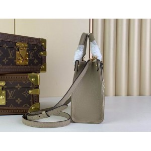 Lv OnTheGo BB M47054 18x15x8.5cm Bags