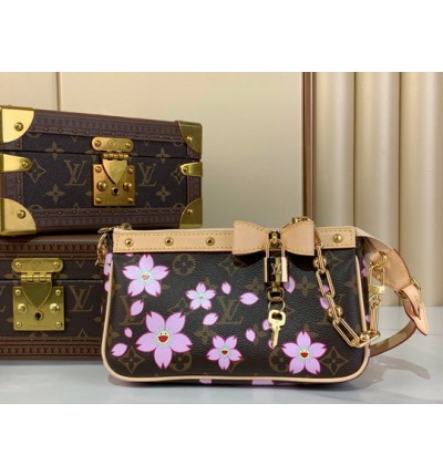 Lv Pochette LV x TM  Accessoires M13666 13x4x22cm