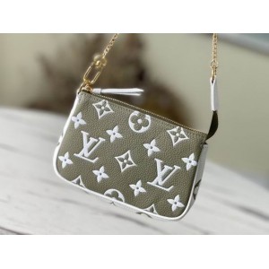 Lv Mini Pochette Accessories M81284 15.5x10.5x4cm Bags