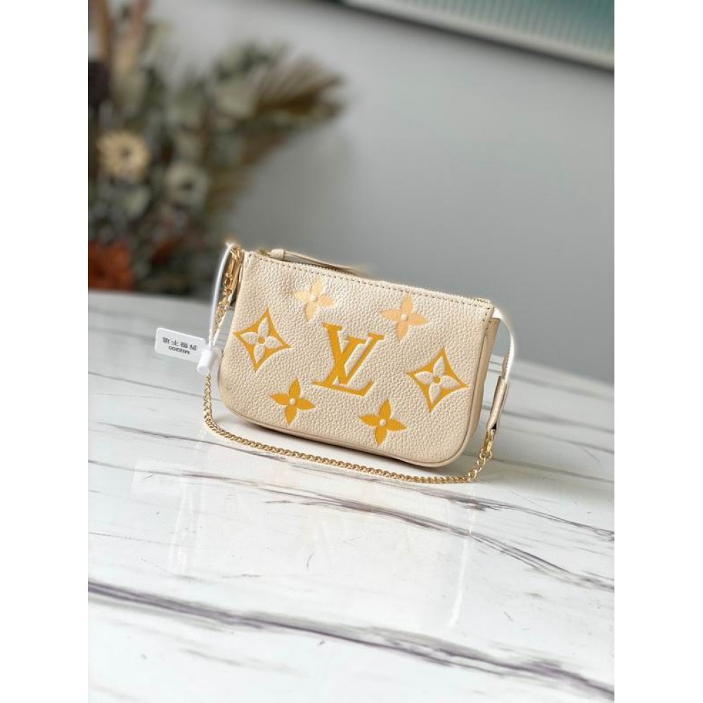 Lv Mini Pochette Accessories M80501 15.5x10.5x4cm Bags