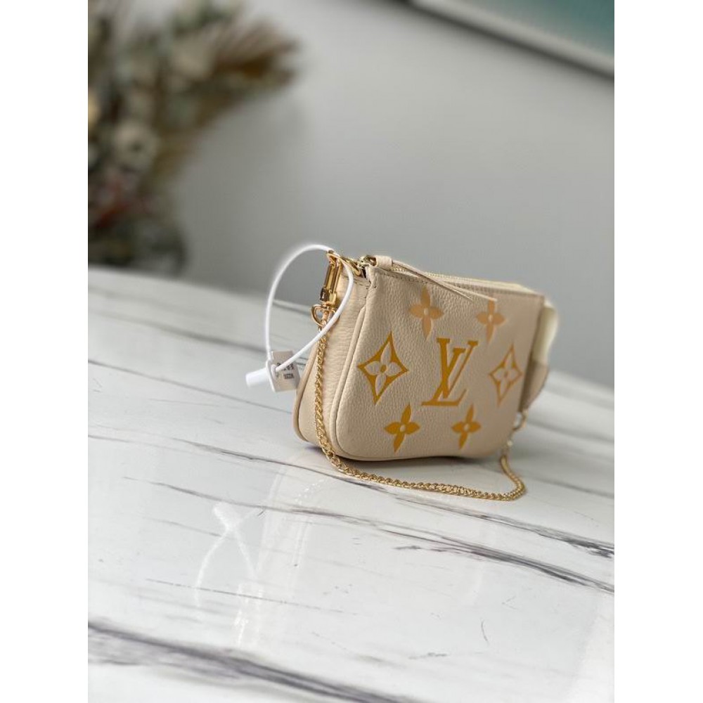 Lv Mini Pochette Accessories M80501 15.5x10.5x4cm Bags