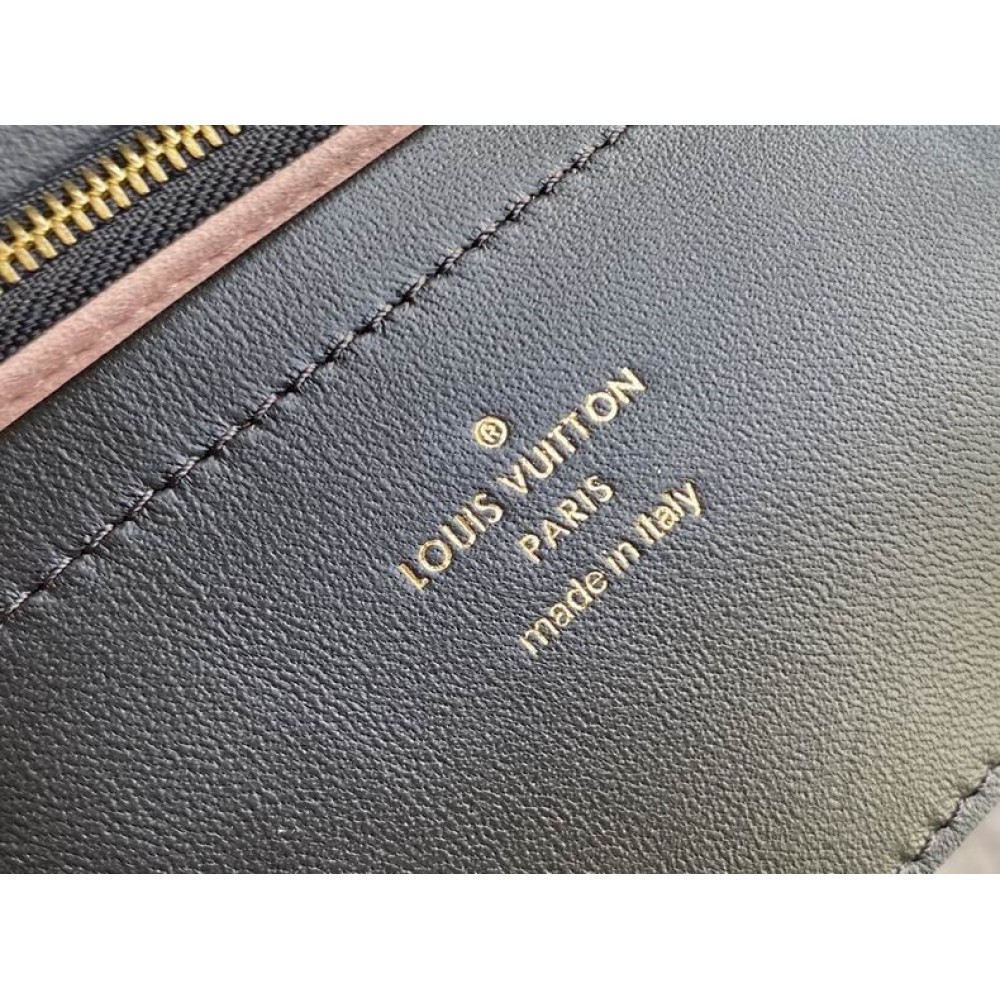 Lv Pochette Coussin M80742 20x14x8 cm Bags