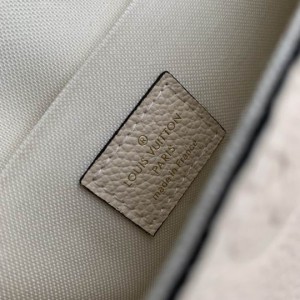 Lv Pochette Félicie emp leather M64065 21x12x3cm Bags