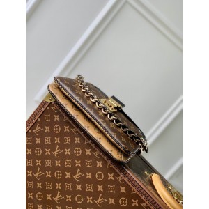 Lv S-lock M46659 29x19x9cm  Bags