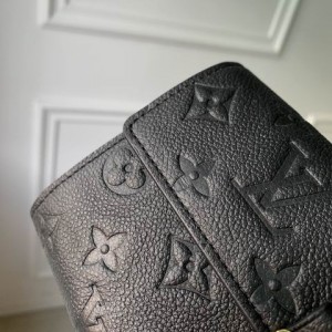 Lv Sara Metis wallet M82638 19x11x3cm  Accesories
