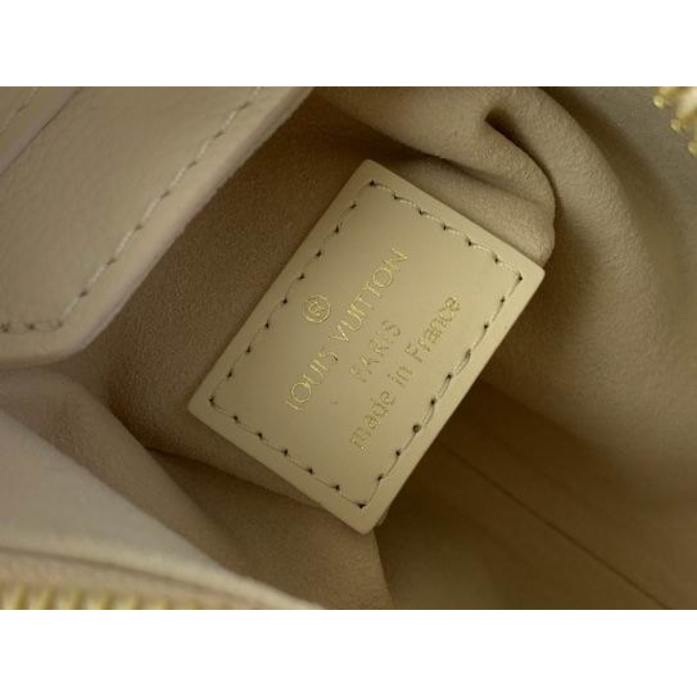 Lv Side Trunk PM M23817 18x12.5x8cm Bags