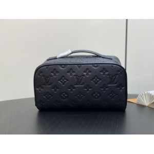 Lv Toiletry M11750 24x13x13cm Bags
