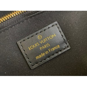 Lv Trunkie m14526 16x8x27cm Bags