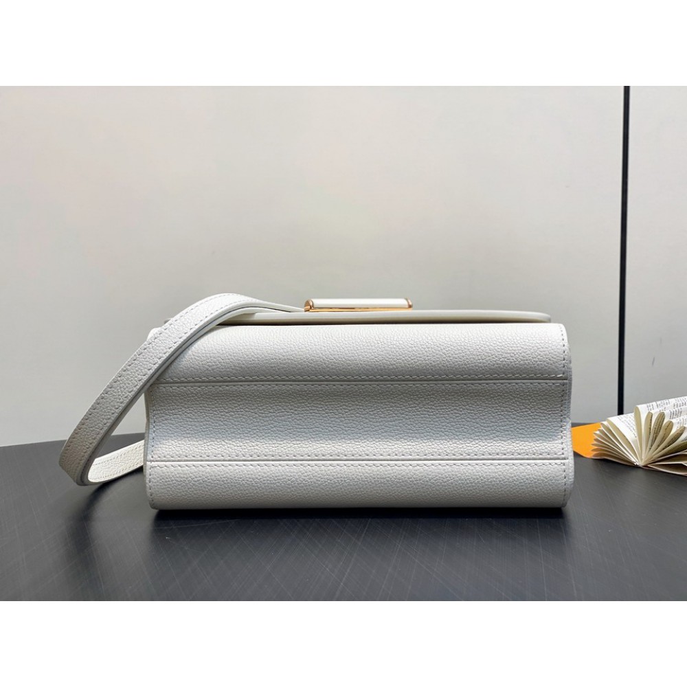 Lv Twist M14341 23x16x10cm Bags