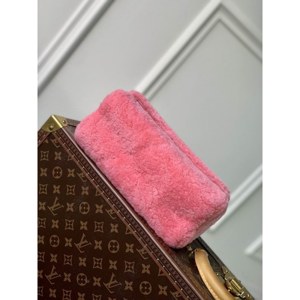 Lv Twist M21040 23x16x10cm Bags