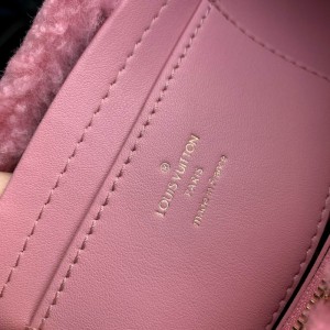 Lv Twist M21040 23x16x10cm Bags