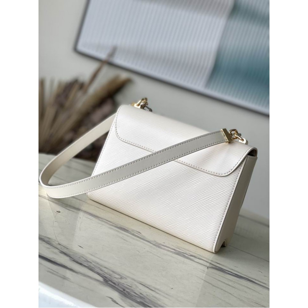 Lv Twist M22773 23x16x10cm Bags