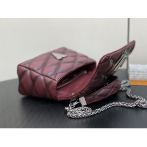 Lv Twist M22891 23x16x10cm Bags