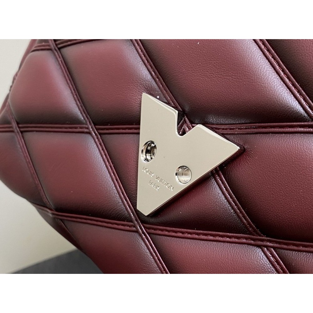 Lv Twist M22891 23x16x10cm Bags