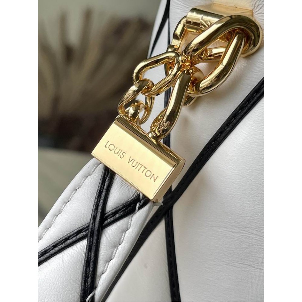 Lv Twist M23689 31x19.5x11cm Bags