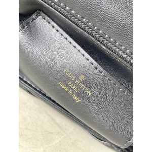 Lv Twist M23689 31x19.5x11cm Bags