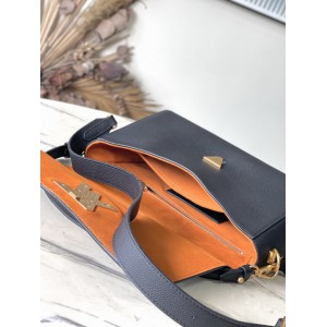 LV Soft Twist Noir M24639 27x19x9cm Bags