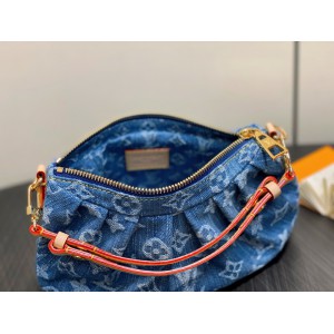 Lv Valley M13571 15x7x21cm Bags