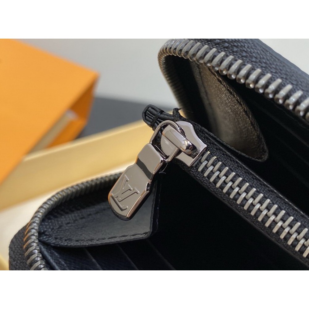 Lv Zippy wallet M11611 21x2.5x10cm Accesories