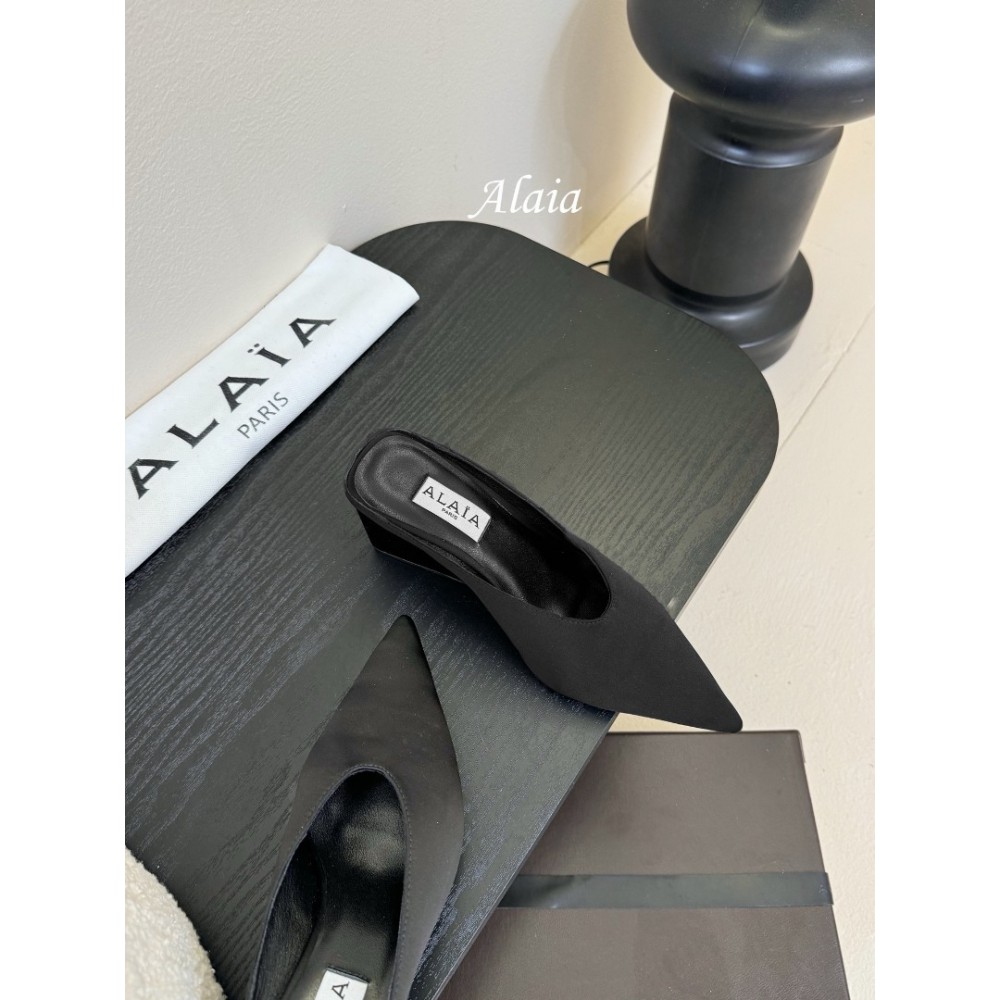 Alaia Cube 75 satin wedge mules 35-42 Shoes