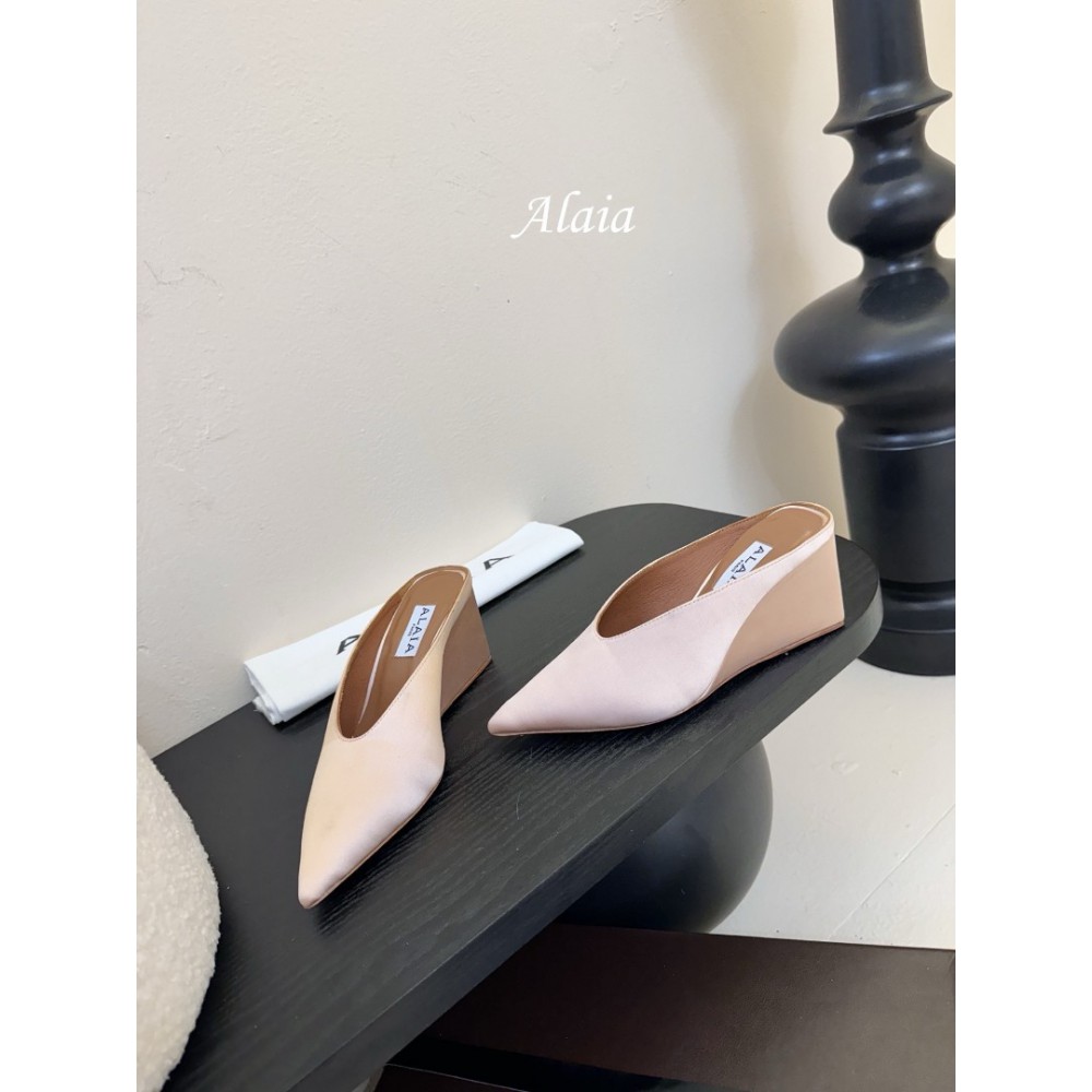 Alaia Cube 75 satin wedge mules 35-42 Shoes