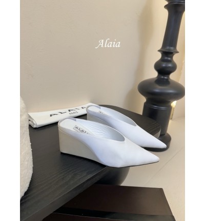 Alaia Cube 75 satin wedge mules 35-42