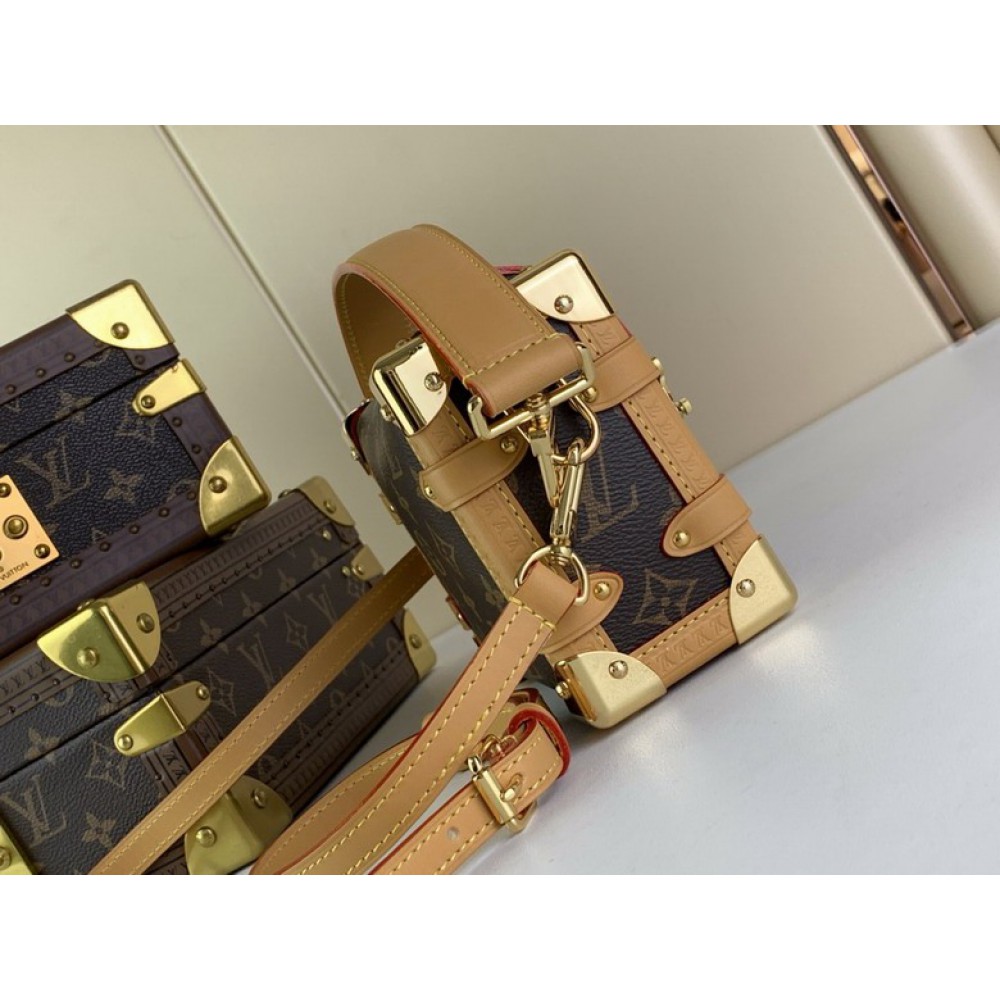 Lv Side Trunk PM M46815 18x12.5x8cm Bags